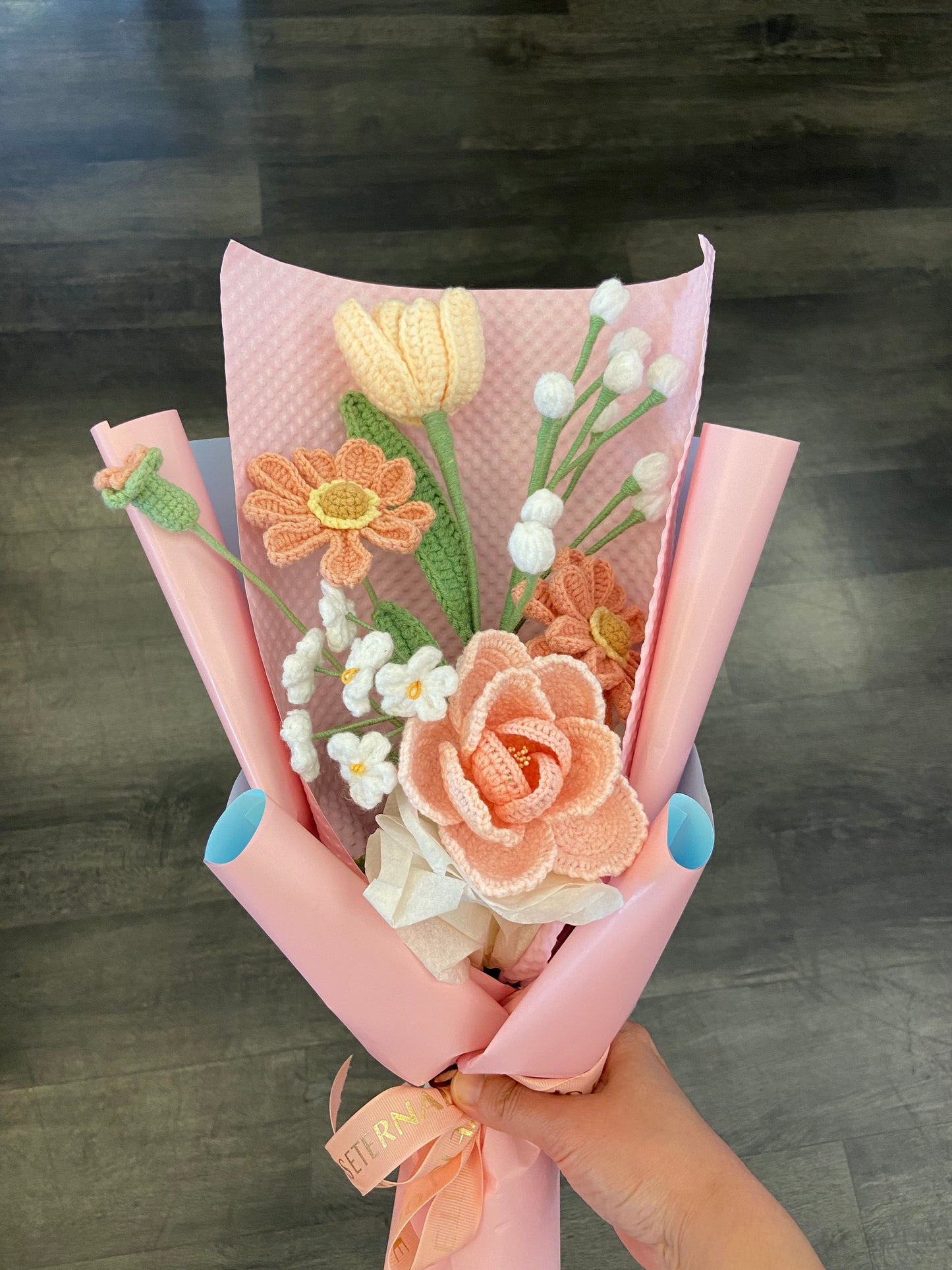 Premade Crochet Bouquet - Rose and Daisy