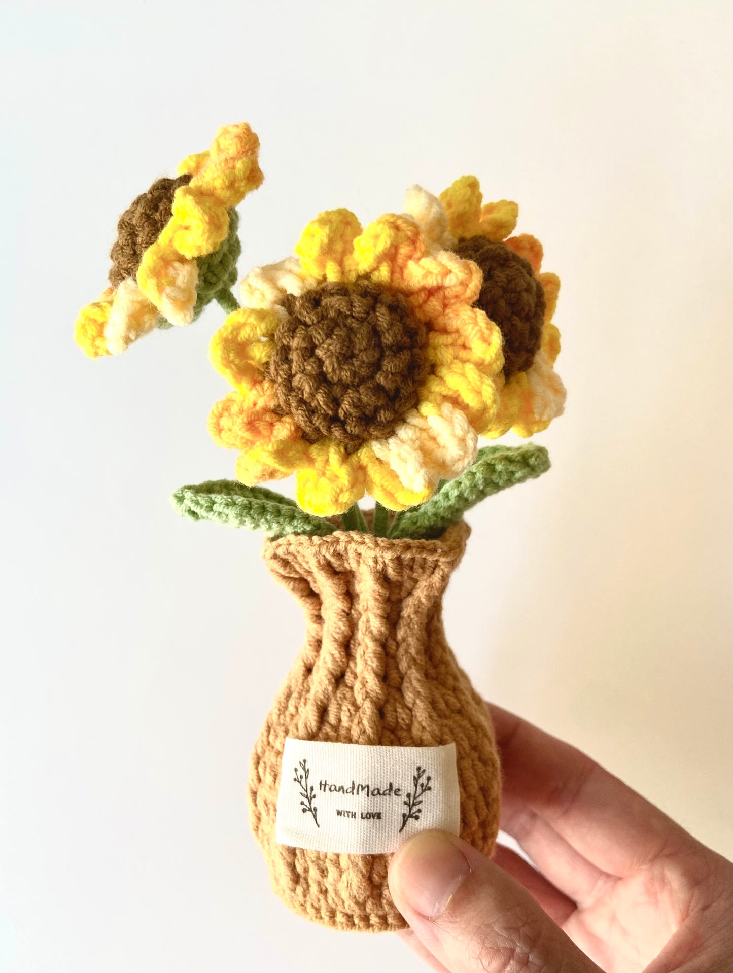 Handmade Crochet Plants in Vase – Mini Sunflowers, Daisy