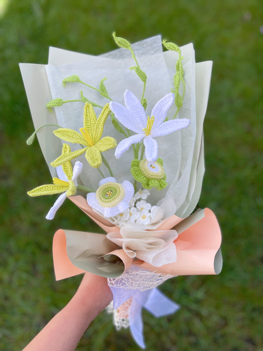 Premade Crochet poppy bouquets