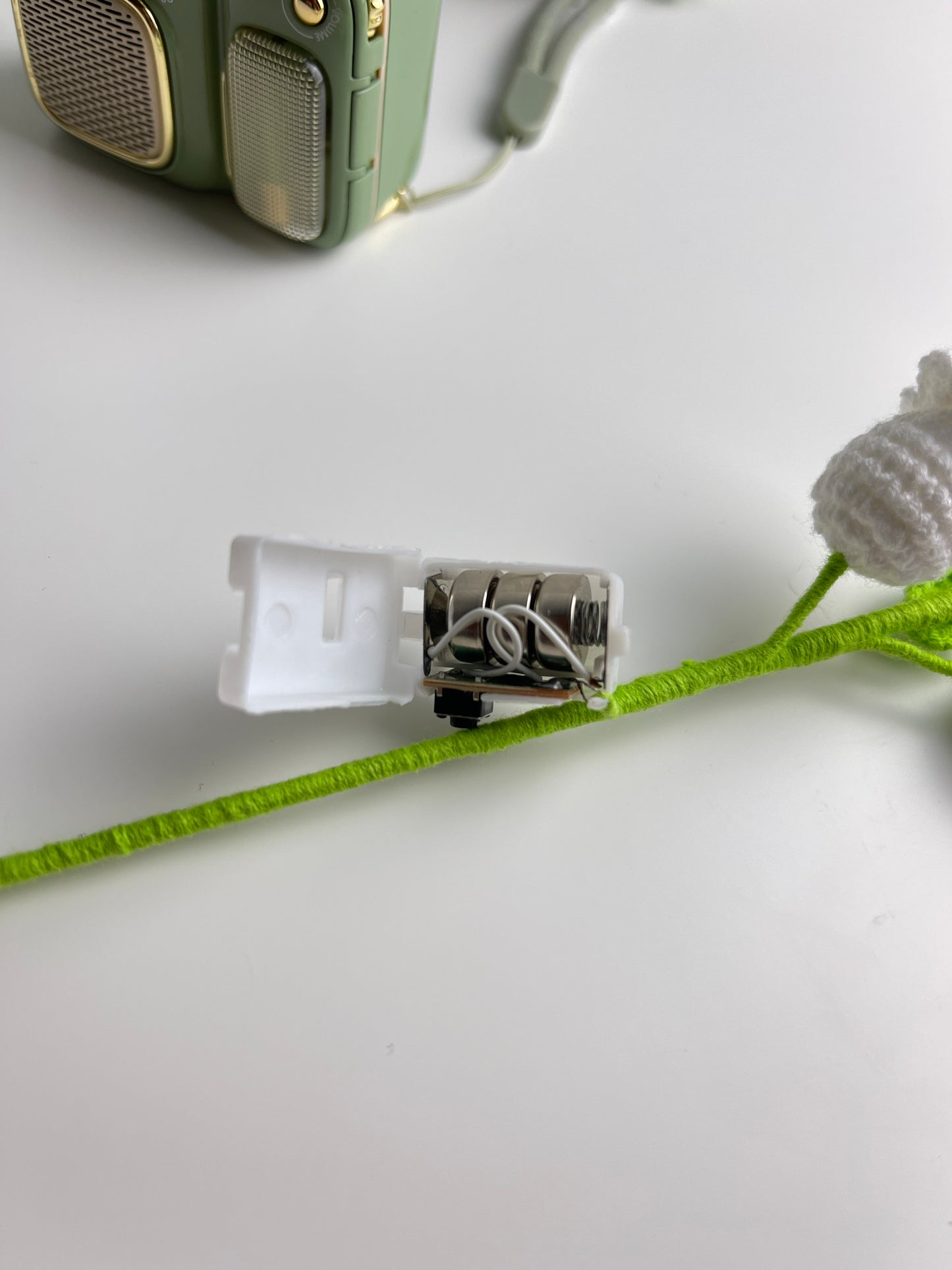 Crochet Lily of the Valley Lamp