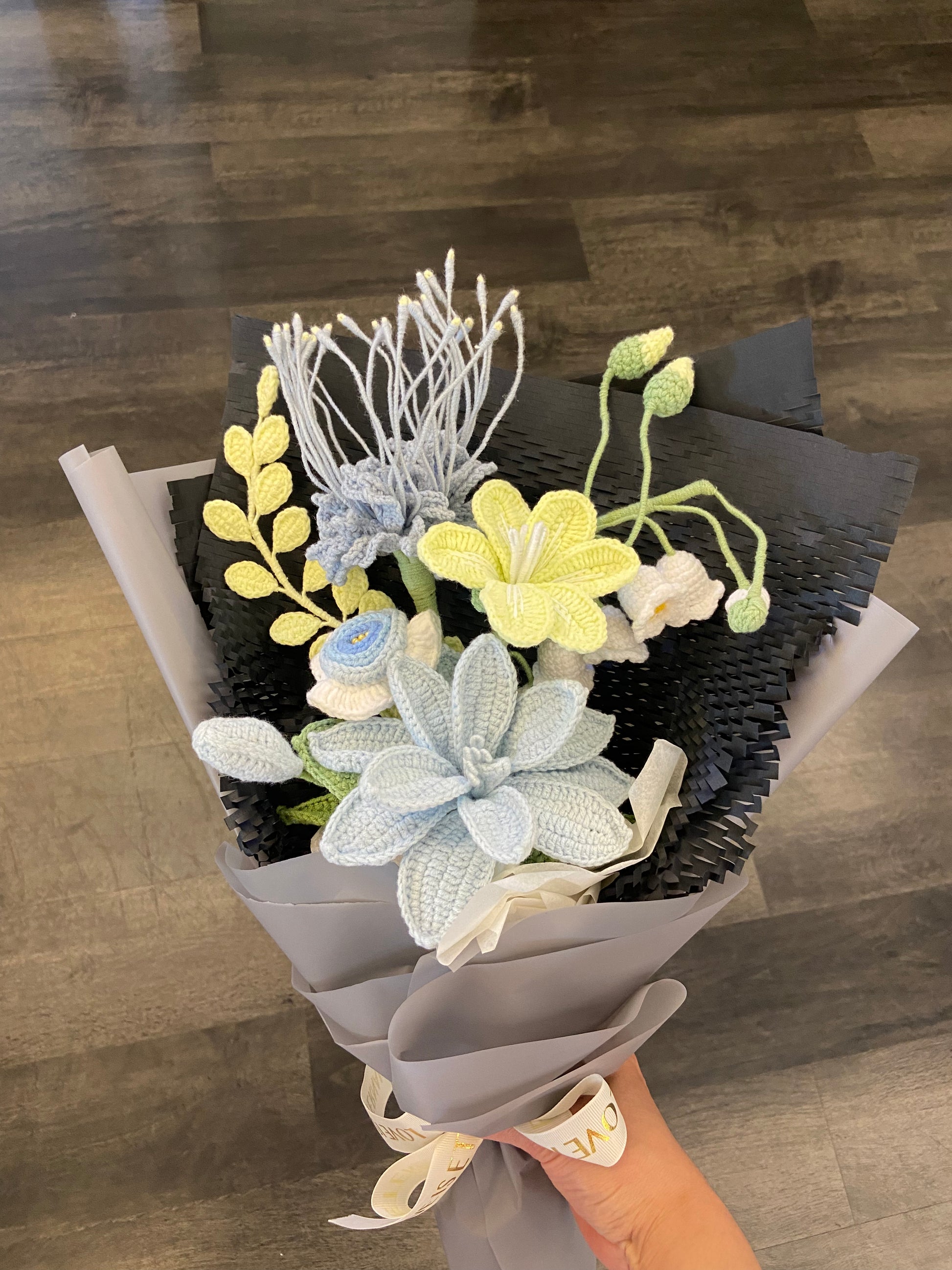 spider lily crochet Premade Crochet Bouquet
