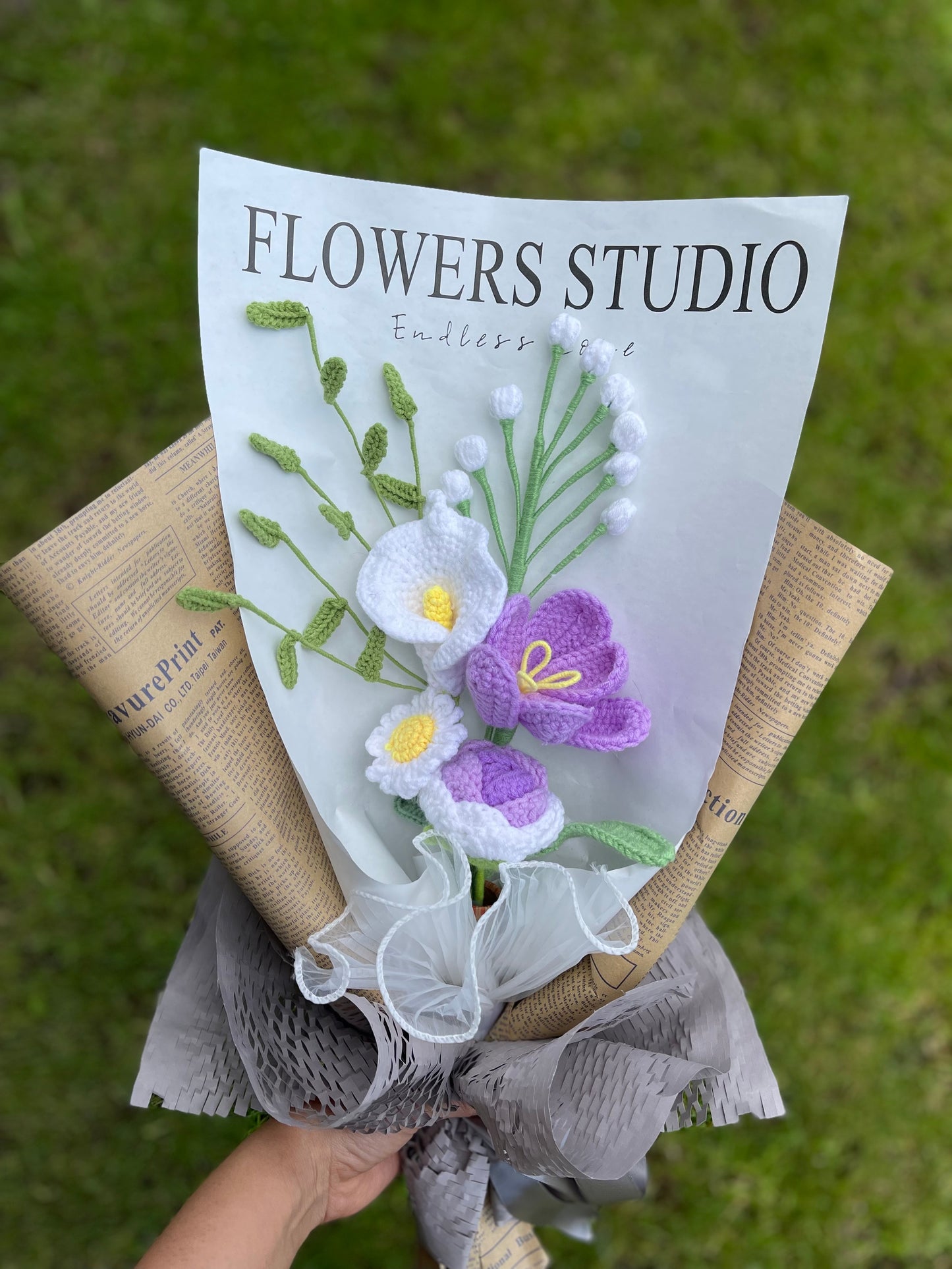 Premade Bouquets of tulips and roses